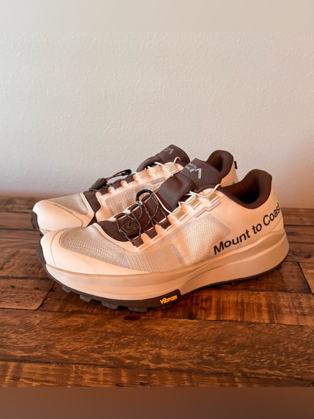 Mount to Coast Women’s T1 Trail Shoe in Cream and Brown